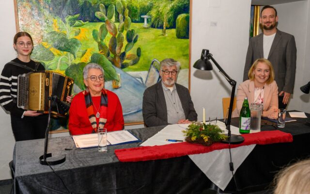Lyrik begeistert im Kulturcafé
