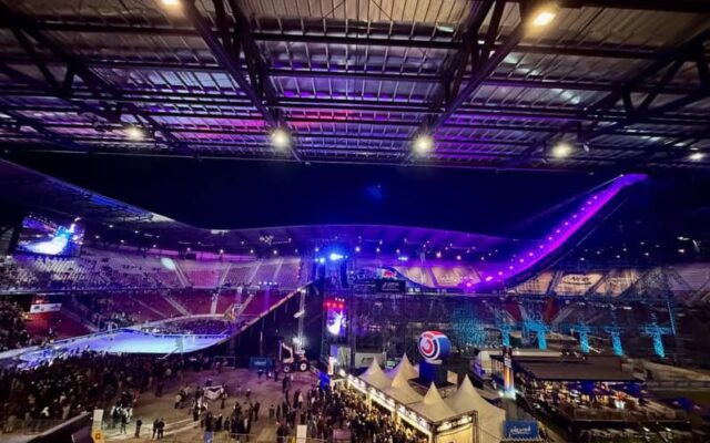 Vol­les Sta­di­on bei der Big Air 2025