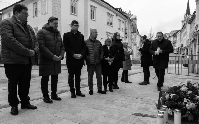 Vil­lach ruft Trau­er­wo­che aus