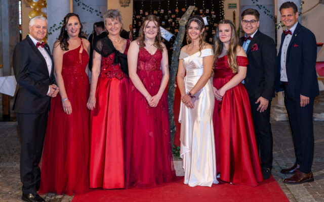 Tol­ler HLW-Ball im Schloss Por­cia