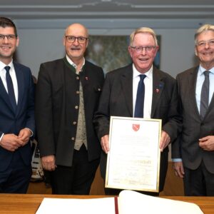 Christof Zernatto zum Ehrenbürger ernannt