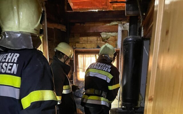 Nächtlicher Hüttenbrand in Reichenau