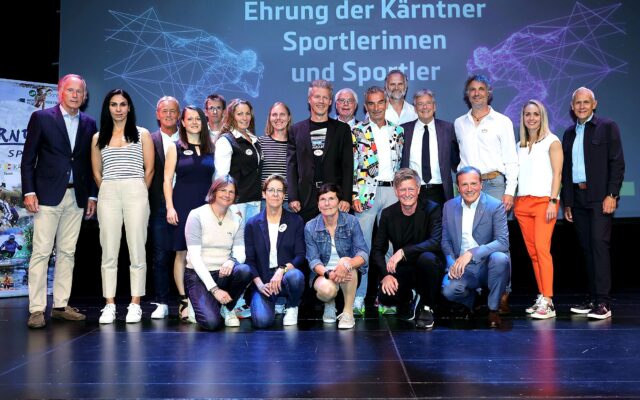 Lan­des­haupt­mann ehrt 330 Sportler*innen