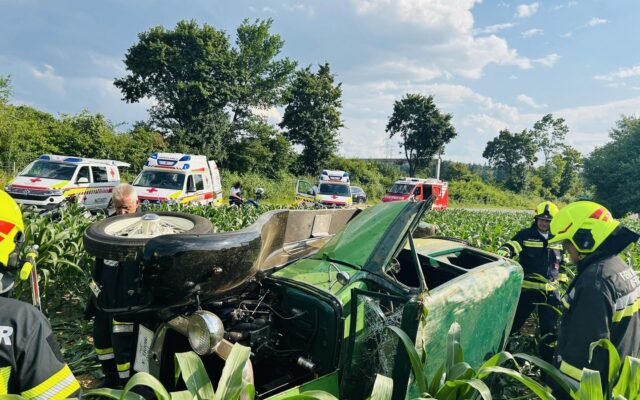 Unfall mit zwei Ver­letz­ten auf der B70