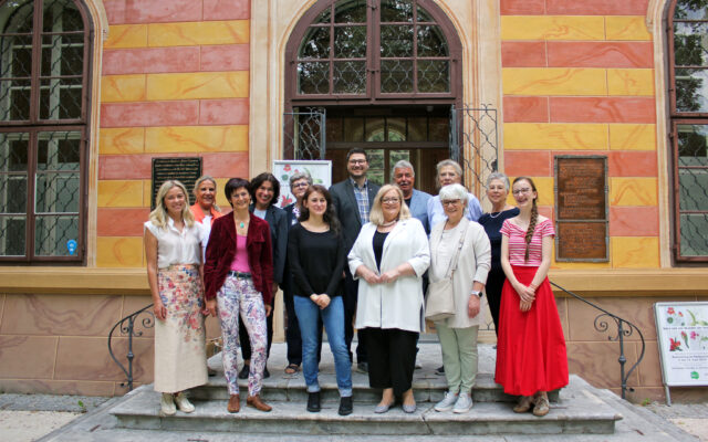 Kunst im Grü­nen