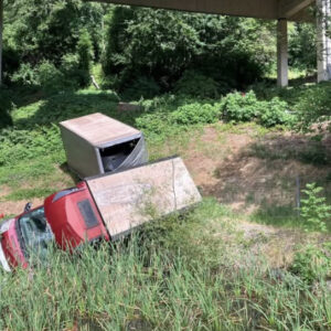 Süd-Autobahn: LKW stürzte in Rückhaltebecken