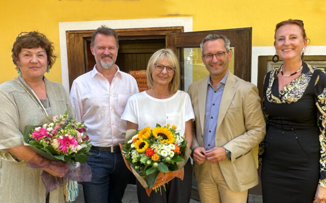 Zwei Pädagoginnen im Ruhestand
