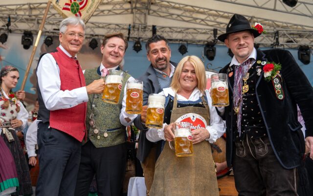 Zum 80. Mal ein Hoch dem Brauch­tum!