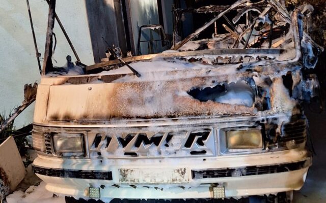 Großeinsatz: Wohnmobil stand in Flammen