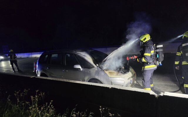 Pkw-Brand auf der A2 bei Pack