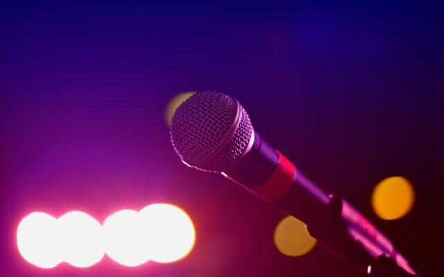 Außer­ge­wöhn­li­che Show am Flug­ha­fen