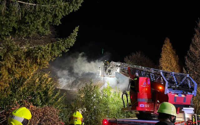 Wohn­haus in Brand