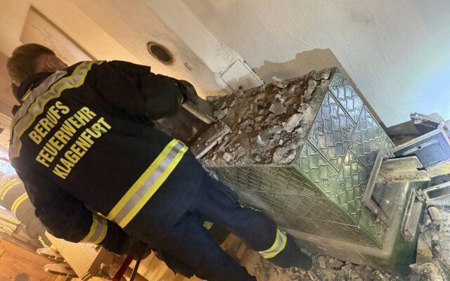 Schwel­brand unter Kachel­ofen