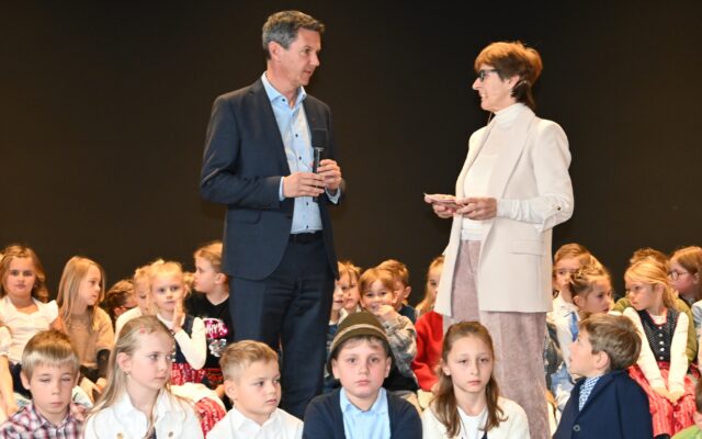 Lie­ben­fels: Kul­tur- und Bil­dungs­zen­trum ist eröff­net