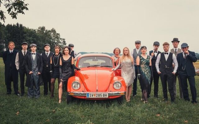„BHAK to the Future“: Matu­ra­ball als Zeit­rei­se
