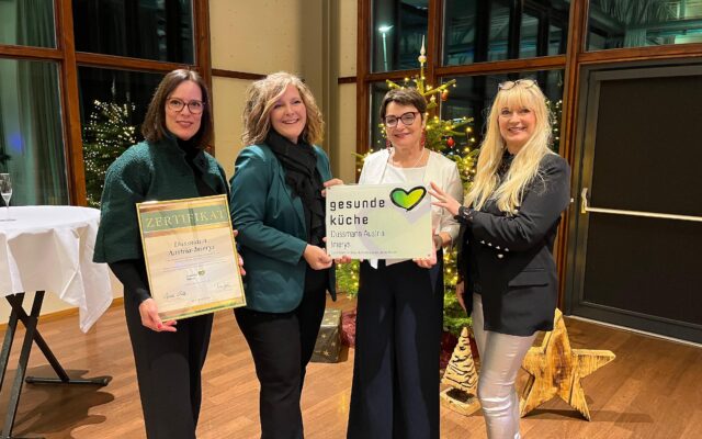 Güte­sie­gel für die zwei­te Duss­mann-Küche!