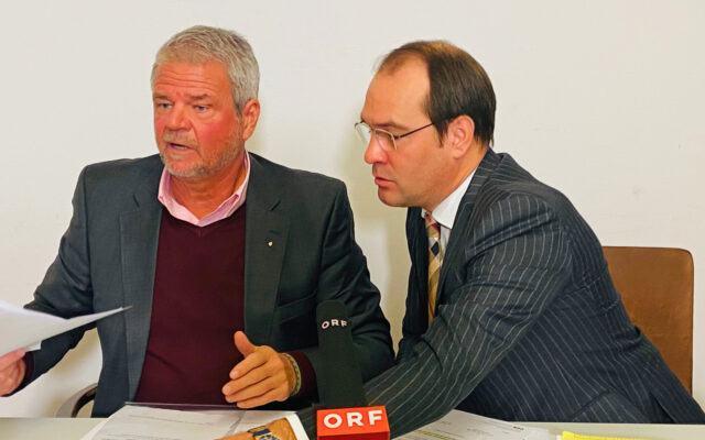 „Die­se Schmutz­kü­bel-Kam­pa­gne muss ein Ende haben“