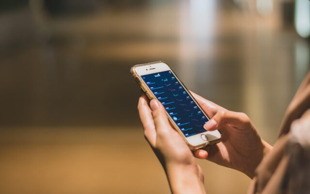 Betrug mit Invest­ment-App