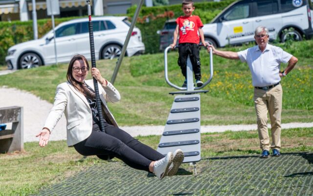 Neue Dop­pel-Seil­bahn im Wal­ter-Dick-Park