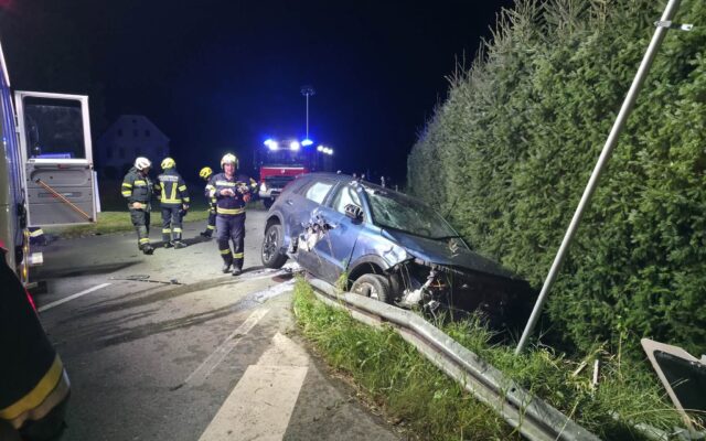 Glück im Unglück bei nächt­li­chem Unfall