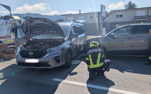 Groß­alarm nach Unfall auf der B94