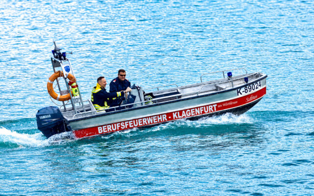 Sturz von Seil­schau­kel endet im Kran­ken­haus