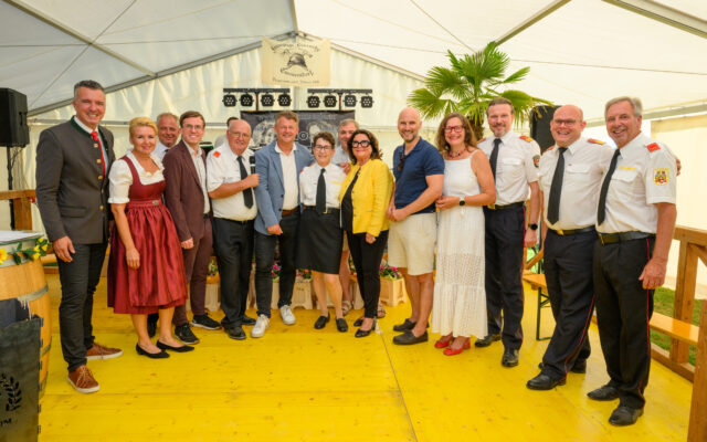 100 Jah­re Ein­satz für Emmers­dorf