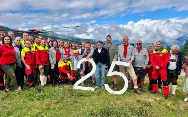 25 Jah­re ARA Flug­ret­tung: Hil­fe aus der Luft