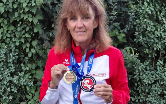 Isa­bel­la Cuder holt Gold bei Tri­ath­lon-EM