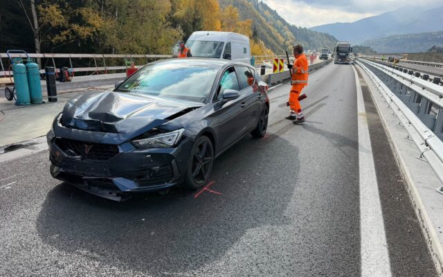Verkehrsunfall auf der A10 Tauernautobahn fordert Einsatzkräfte