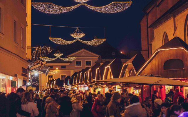 Vil­la­cher Advent öff­net wie­der